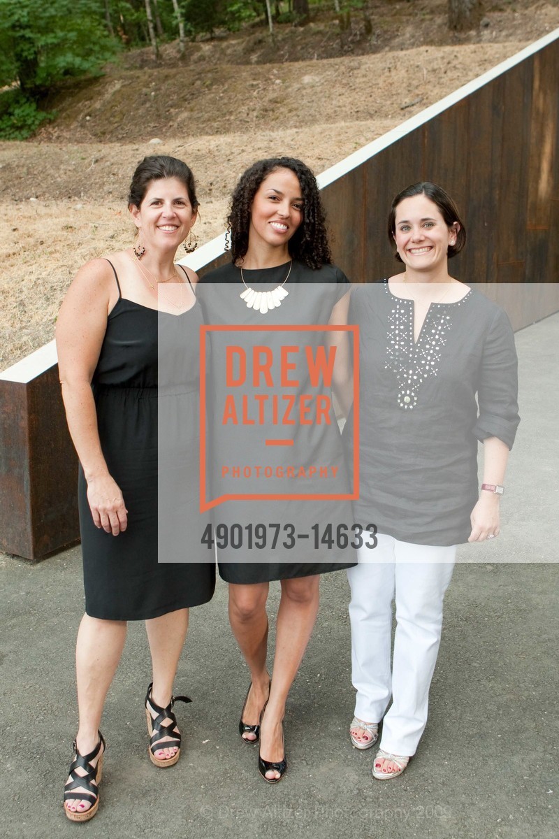 Dana Hirt, Ashley Carr, NORAH and NORMAN STONE Host Annual Summer Party Breaking New Ground Underground, US. Private Residence, July 14th, 2009, Photo #4901973-14633 Dana Hirt, Ashley Carr, Photo #4901973-14633