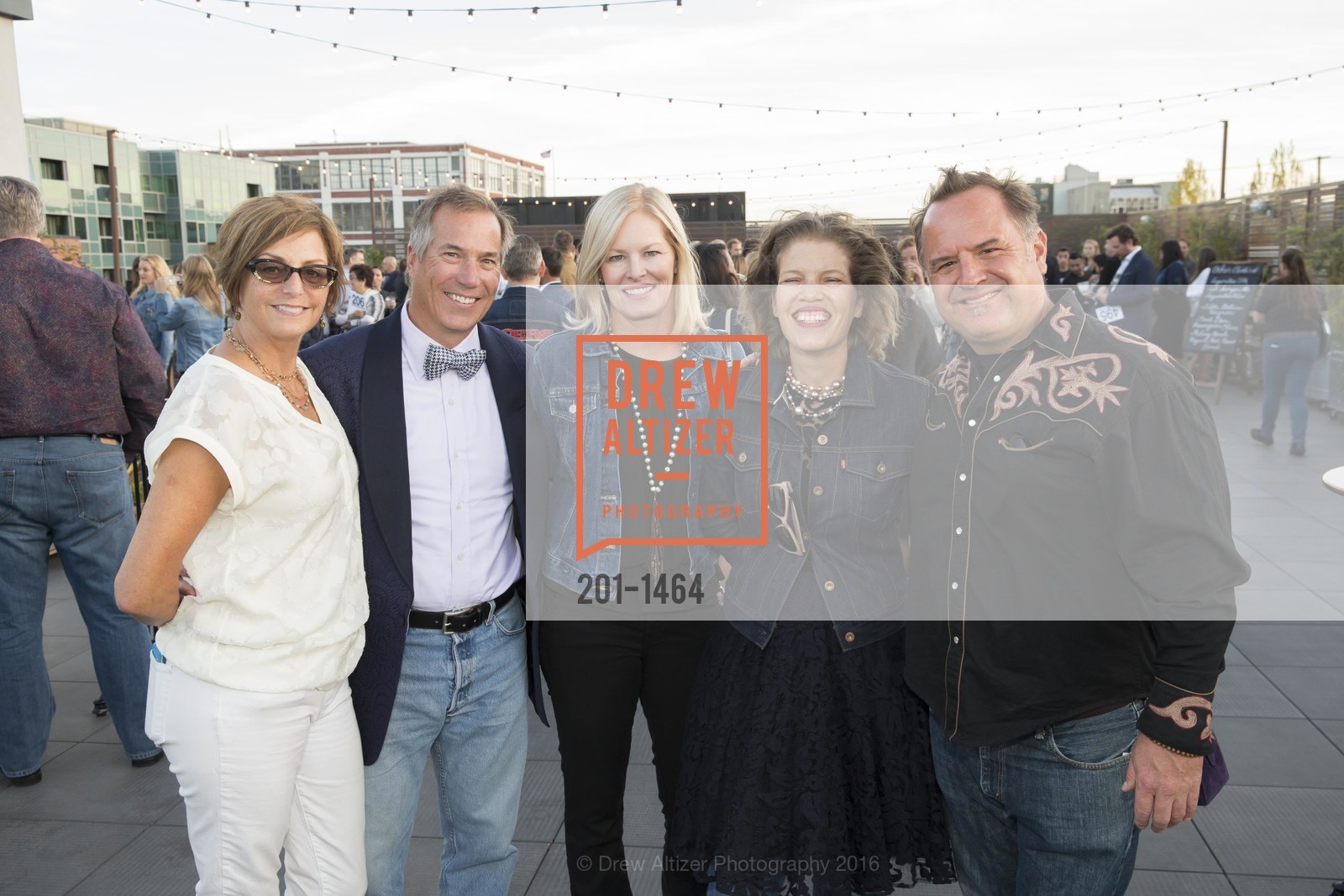 Reese Bayze, David Flarherty, Julie Flaherty, Kate Sofis, Peter Dehaas, Photo #201-1464