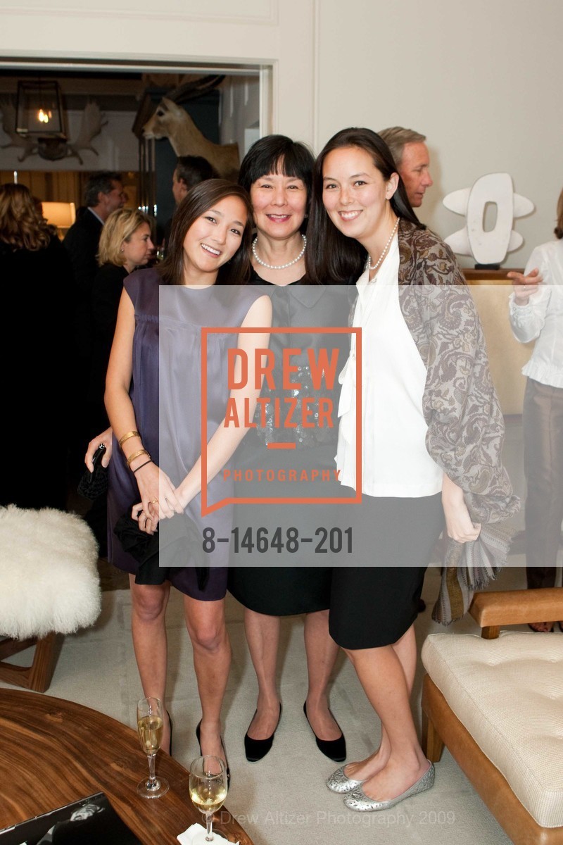 Alana Young, Margie Chen, Natalie Young, Photo #8-14648-201