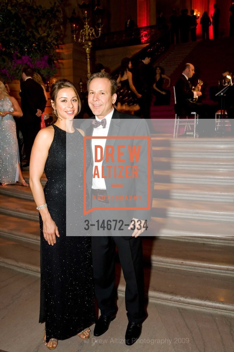 Midori Inagaki, Ron Jankov, 2009 Ballet Gala Patrons Arrivals and Dinnner, San Francisco City Hall, January 21st, 2009, Photo #3-14672-334 Midori Inagaki, Ron Jankov, Photo #3-14672-334