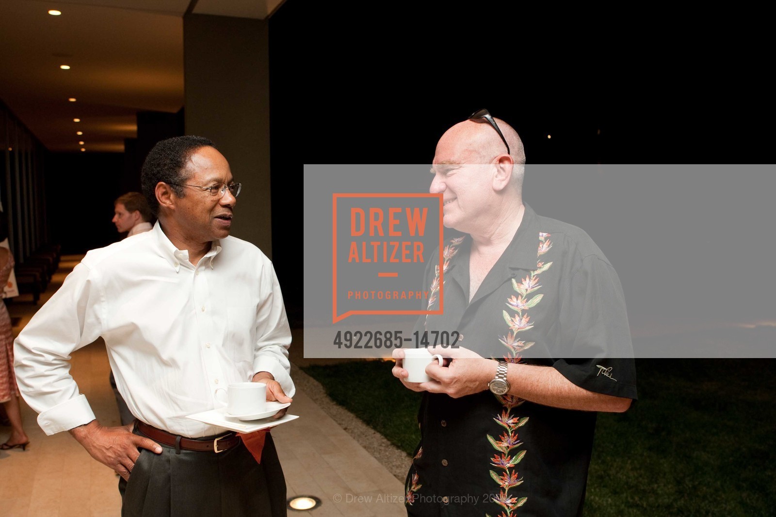 Eugene Washington, Paul Zaentz, EngenderHealth Fundraiser - Celebrating Mothers and Families, US, September 29th, 2009, Photo #4922685-14702 Eugene Washington, Paul Zaentz, Photo #4922685-14702