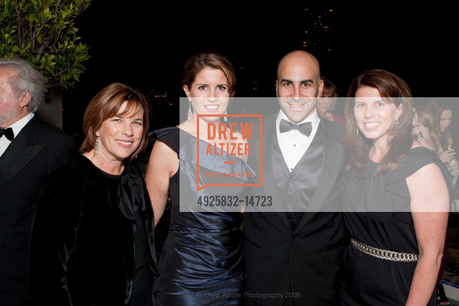 Julie Angelides, Alexandria Marcus, Blaine Bell, Dimitra Marcus, The ELIOS SOCIETY'S 2009 Hellenic Charity Ball, US, November 8th, 2009, Photo #4925832-14723 Julie Angelides, Alexandria Marcus, Blaine Bell, Dimitra Marcus, Photo #4925832-14723