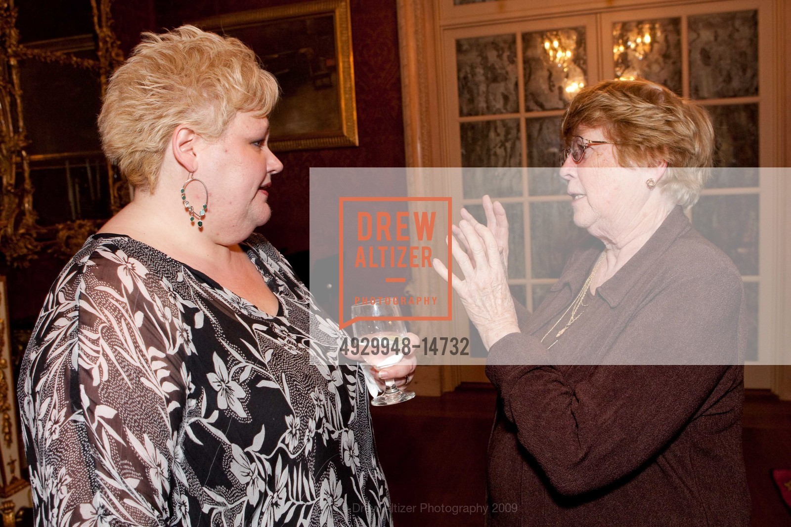 Stephanie Blythe, Maureen Clark, Ann & Gordon Getty Host a Salon for SF Opera's MEROLA PROGRAM, US, September 30th, 2009, Photo #4929948-14732 Stephanie Blythe, Maureen Clark, Photo #4929948-14732