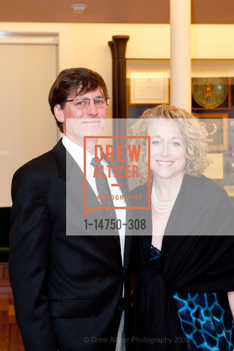 Mark Steinberg, Mona Steinberg, WALT DISNEY FAMILY MUSEUM Opening Dinner Celebration, US, September 30th, 2009, Photo #1-14750-308 Mark Steinberg, Mona Steinberg, Photo #1-14750-308
