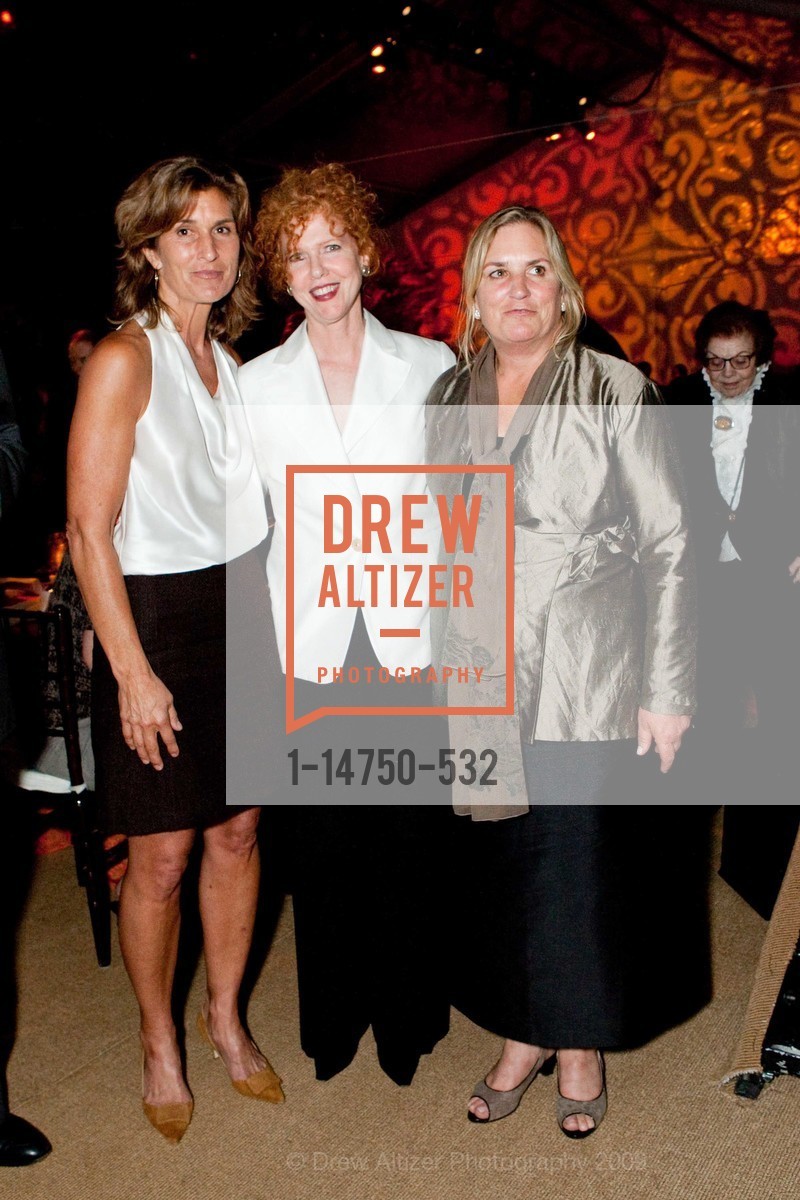 Tammy Scheer, Kate McMurray, Joanna Runeare, WALT DISNEY FAMILY MUSEUM Opening Dinner Celebration, US, September 30th, 2009, Photo #1-14750-532 Tammy Scheer, Kate McMurray, Joanna Runeare, Photo #1-14750-532