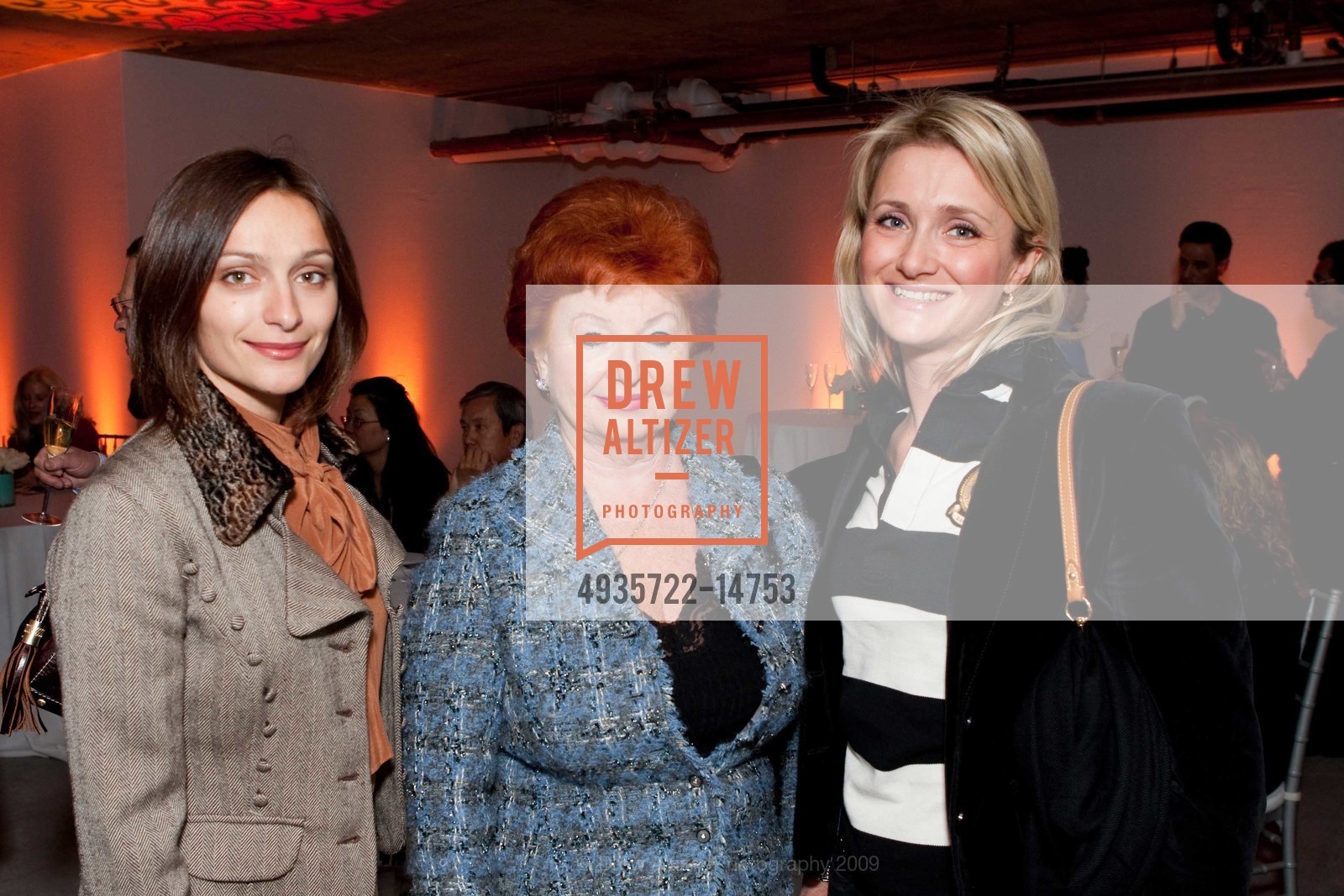 Tana Lipoviich, Alla Molodetskaya, Natasha Kolb, 829 Folsom's Grand Opening Event, US, November 8th, 2009, Photo #4935722-14753 Tana Lipoviich, Alla Molodetskaya, Natasha Kolb, Photo #4935722-14753