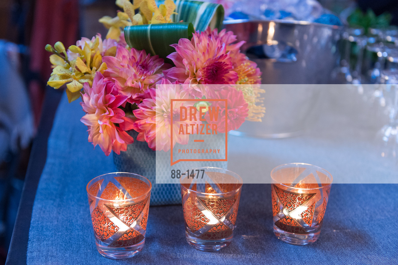 Atmosphere, Cuban Grant Fundraiser for the Sir John Soane Museum Foundation, Jay Jeffers - The Store. 1035 Post Street, October 13th, 2016, Photo #88-1477 Atmosphere, Photo #88-1477