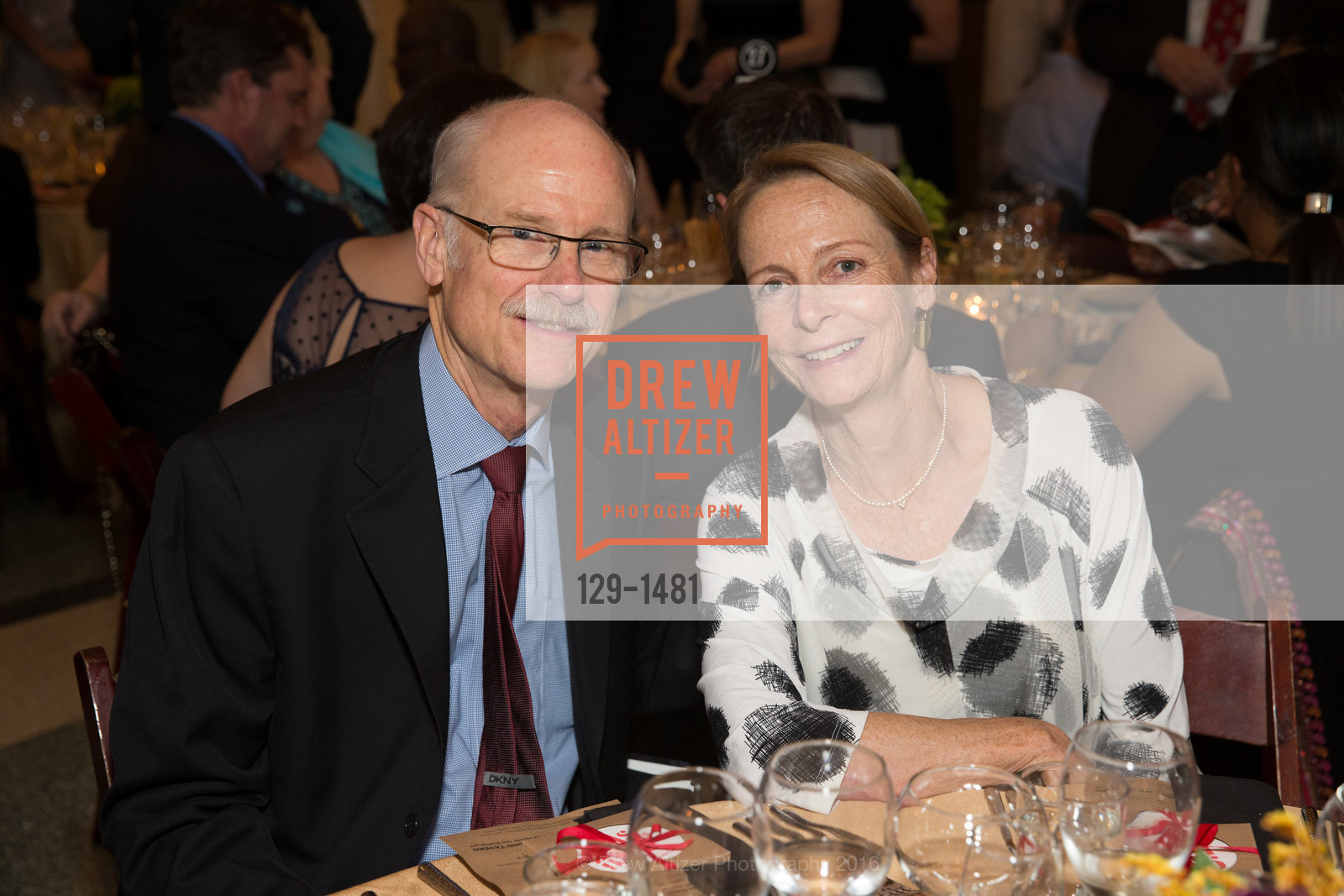 Walter Rask, Helen Degenhardt, Girls Inc. of Alameda presents TASTE 2016, Rotunda Building. 300 Frank Ogawa Plaza, Oakland, October 15th, 2016, Photo #129-1481 Walter Rask, Helen Degenhardt, Photo #129-1481