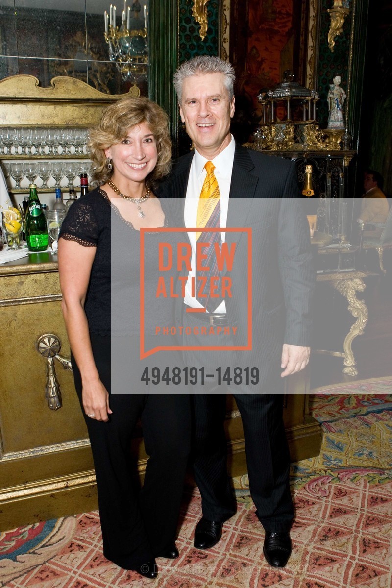 Debbie McDilda, Steven Snyder, GETTY FAMILY hosts Illuminations: A Benetif for the American Fertility Association, US, November 9th, 2008, Photo #4948191-14819 Debbie McDilda, Steven Snyder, Photo #4948191-14819