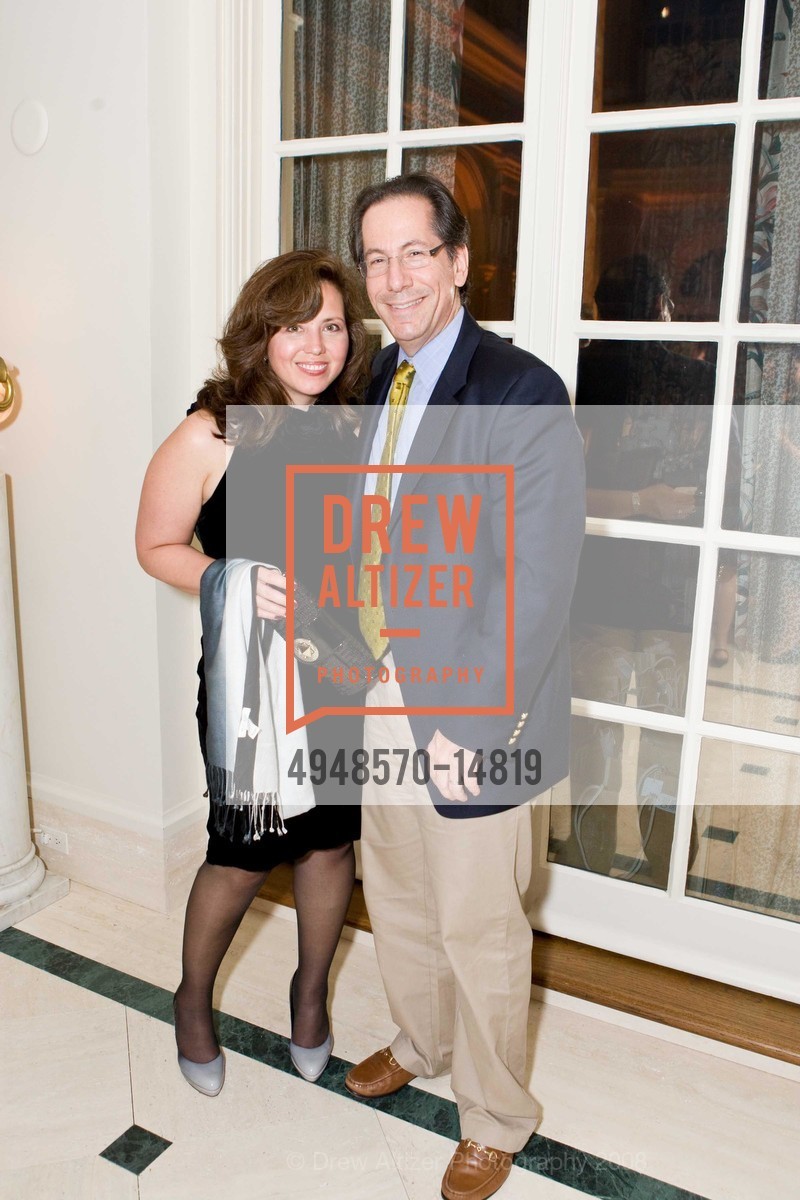 Alexandra Penzias, Alan Penzias, GETTY FAMILY hosts Illuminations: A Benetif for the American Fertility Association, US, November 9th, 2008, Photo #4948570-14819 Alexandra Penzias, Alan Penzias, Photo #4948570-14819