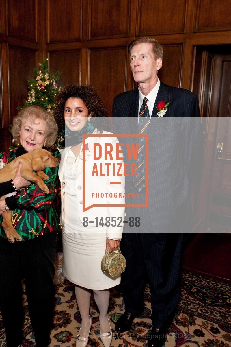 Betty White, Roxanne Alaniz, Steve Moskowitz, Photo #8-14852-88