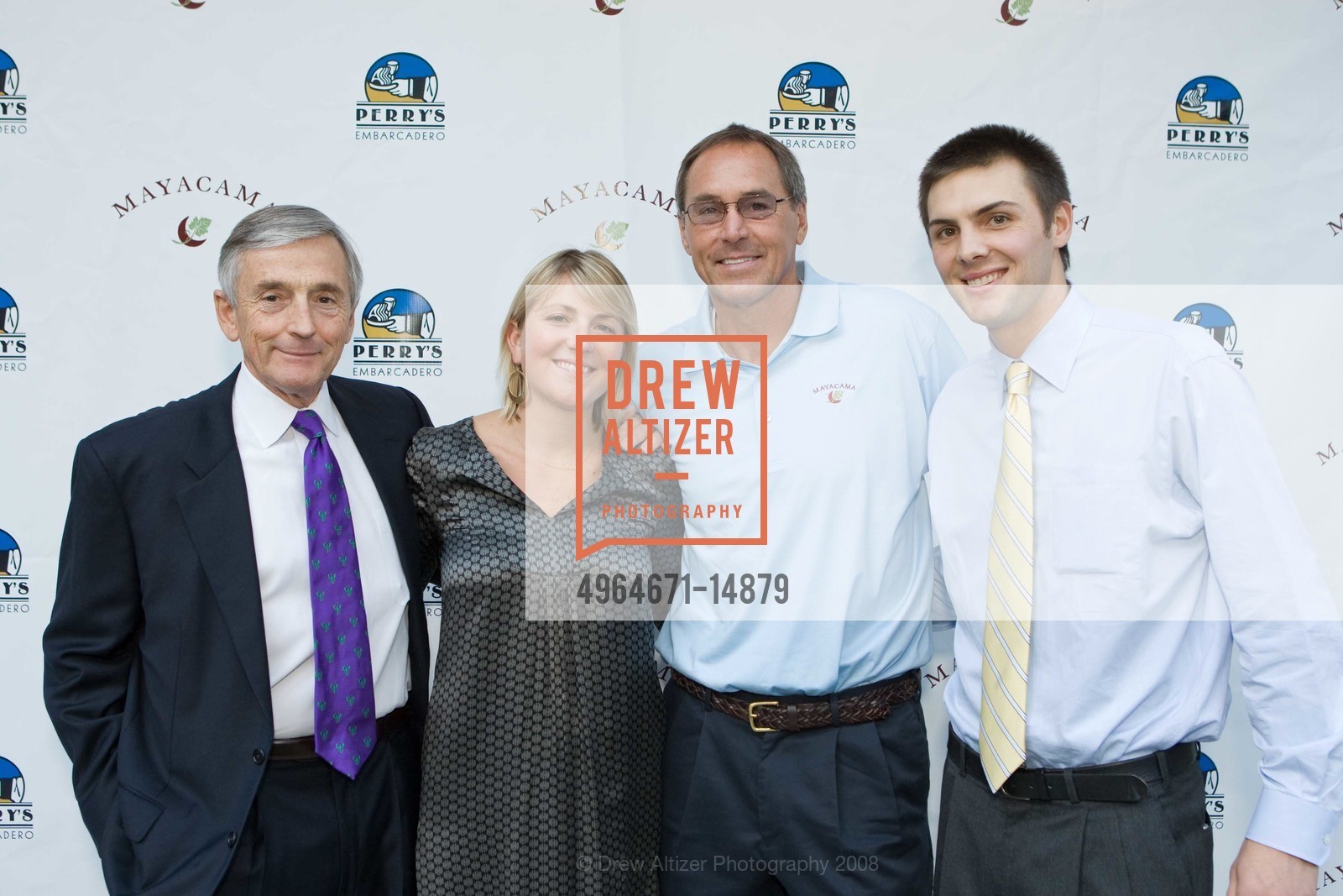 Perry Butler, Margie Butler, Dwight Clark, Aldy Butler, PERRY'S on the Embarcadero Opening, US, October 30th, 2008, Photo #4964671-14879 Perry Butler, Margie Butler, Dwight Clark, Aldy Butler, Photo #4964671-14879