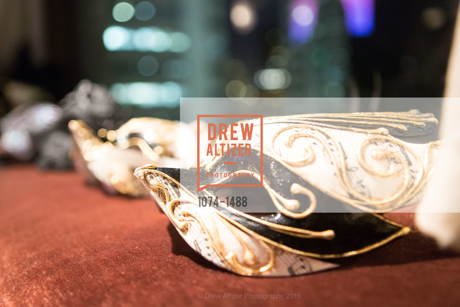 Atmosphere, Domestic Violence Hotline's 20th Annual Gala, Merchant's Exchange Building, Julia Morgan Ballroom. 465 California St, October 13th, 2016, Photo #1074-1488 Atmosphere, Photo #1074-1488