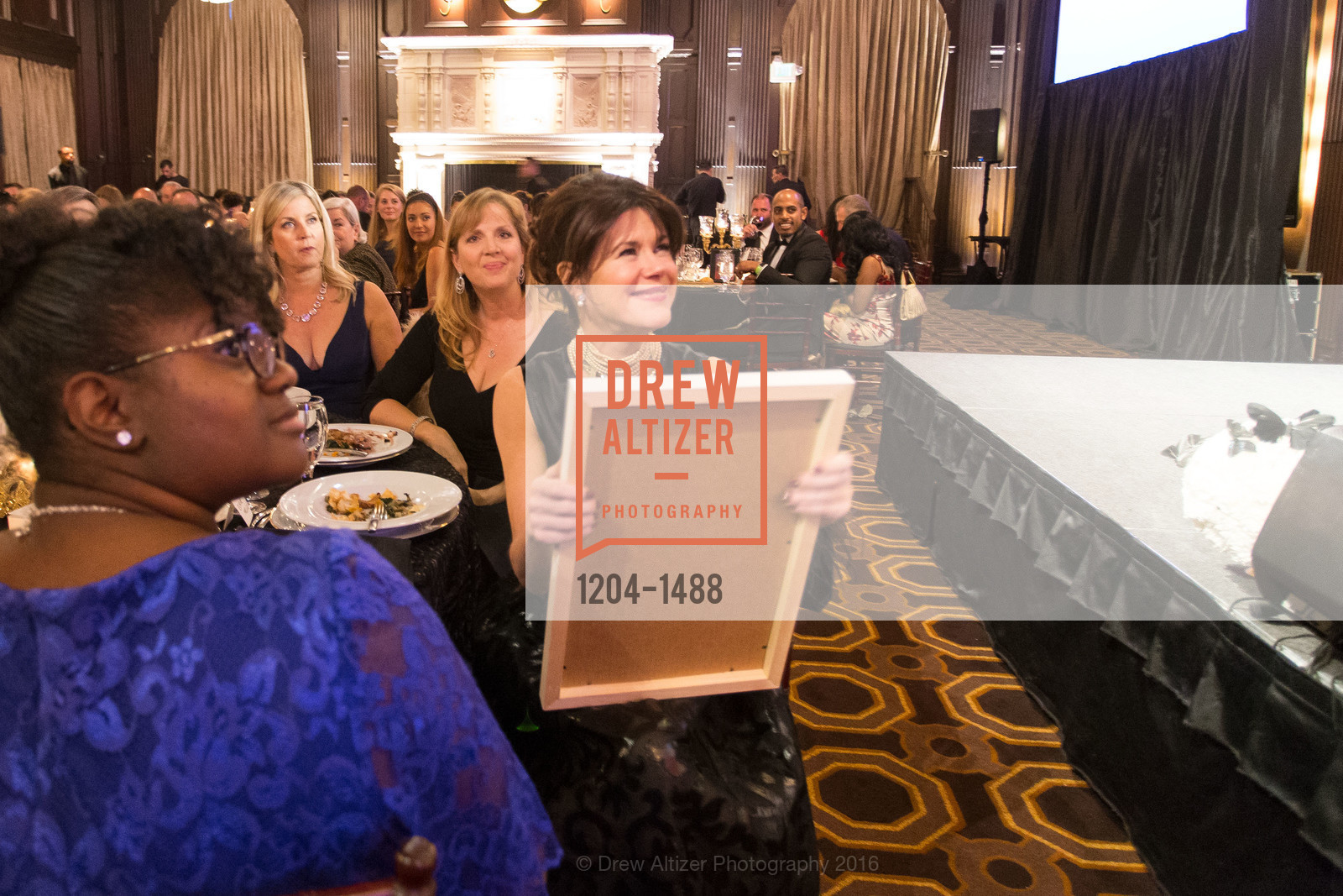 Elaine Mellis, Domestic Violence Hotline's 20th Annual Gala, Merchant's Exchange Building, Julia Morgan Ballroom. 465 California St, October 13th, 2016, Photo #1204-1488 Elaine Mellis, Photo #1204-1488