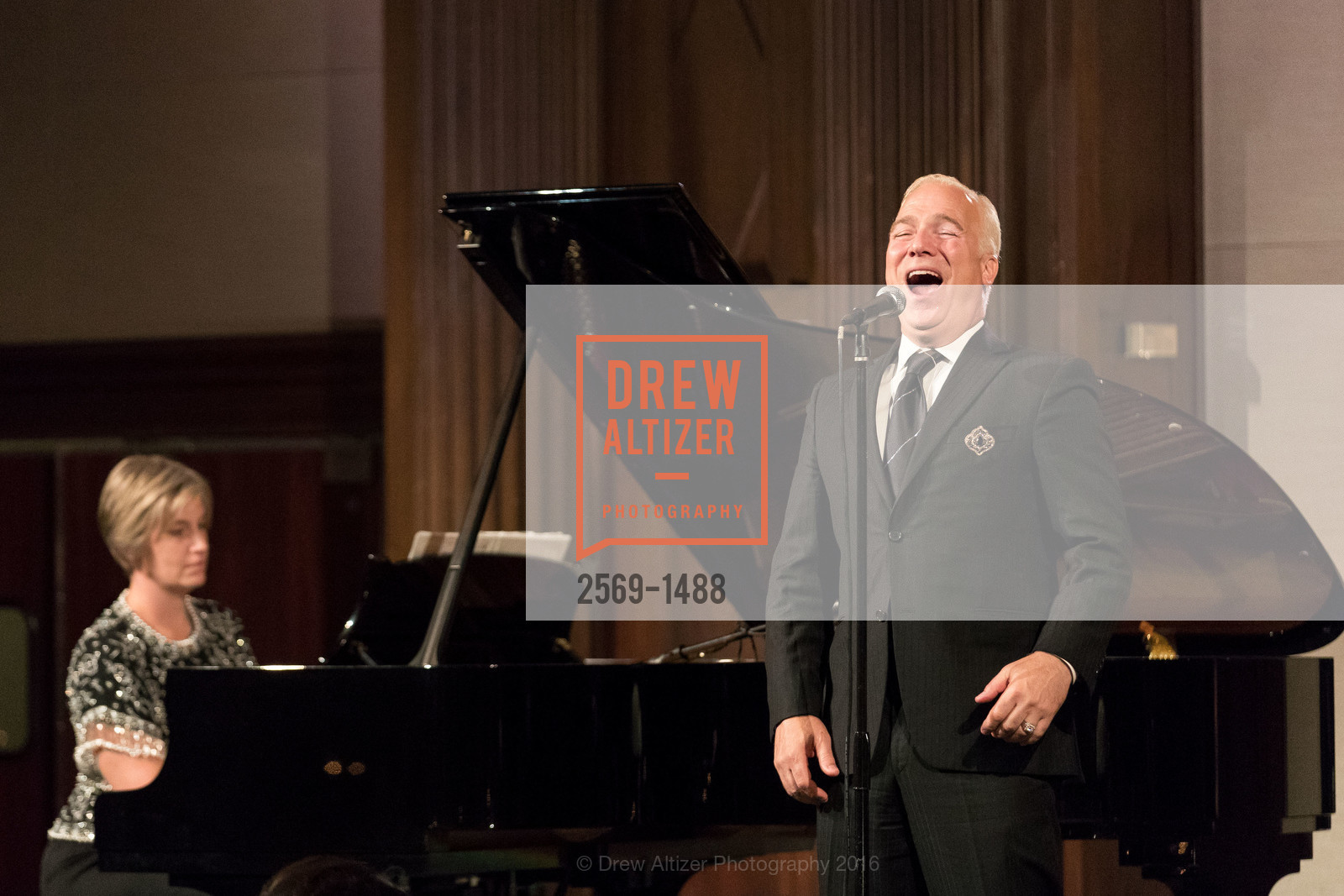 Franc D'Ambrosio, Domestic Violence Hotline's 20th Annual Gala, Merchant's Exchange Building, Julia Morgan Ballroom. 465 California St, October 13th, 2016, Photo #2569-1488 Franc D'Ambrosio, Photo #2569-1488