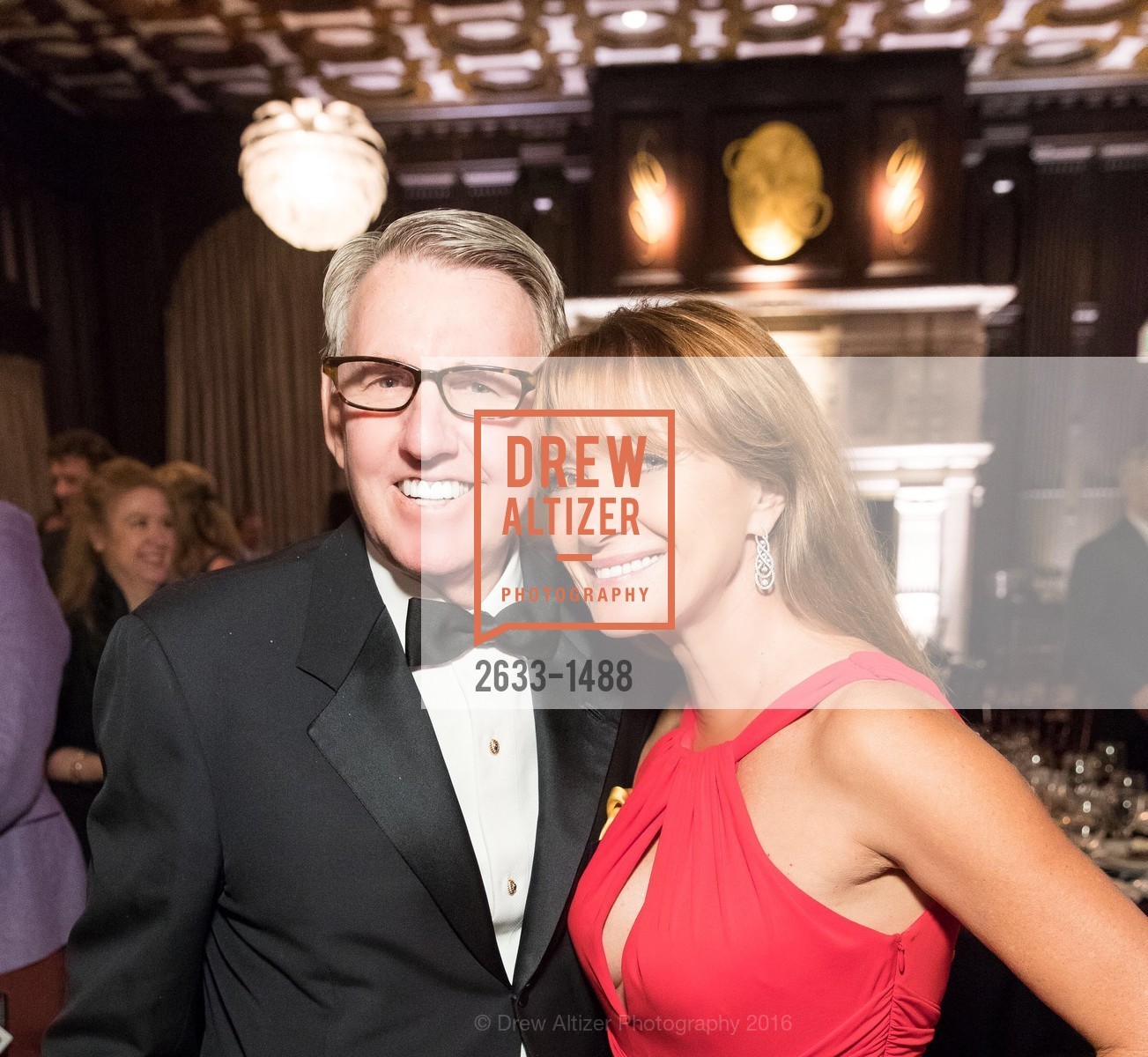 Clint Reilly, Jim Herbert, Jane Seymour, Domestic Violence Hotline's 20th Annual Gala, Merchant's Exchange Building, Julia Morgan Ballroom. 465 California St, October 13th, 2016, Photo #2633-1488 Clint Reilly, Jim Herbert, Jane Seymour, Photo #2633-1488