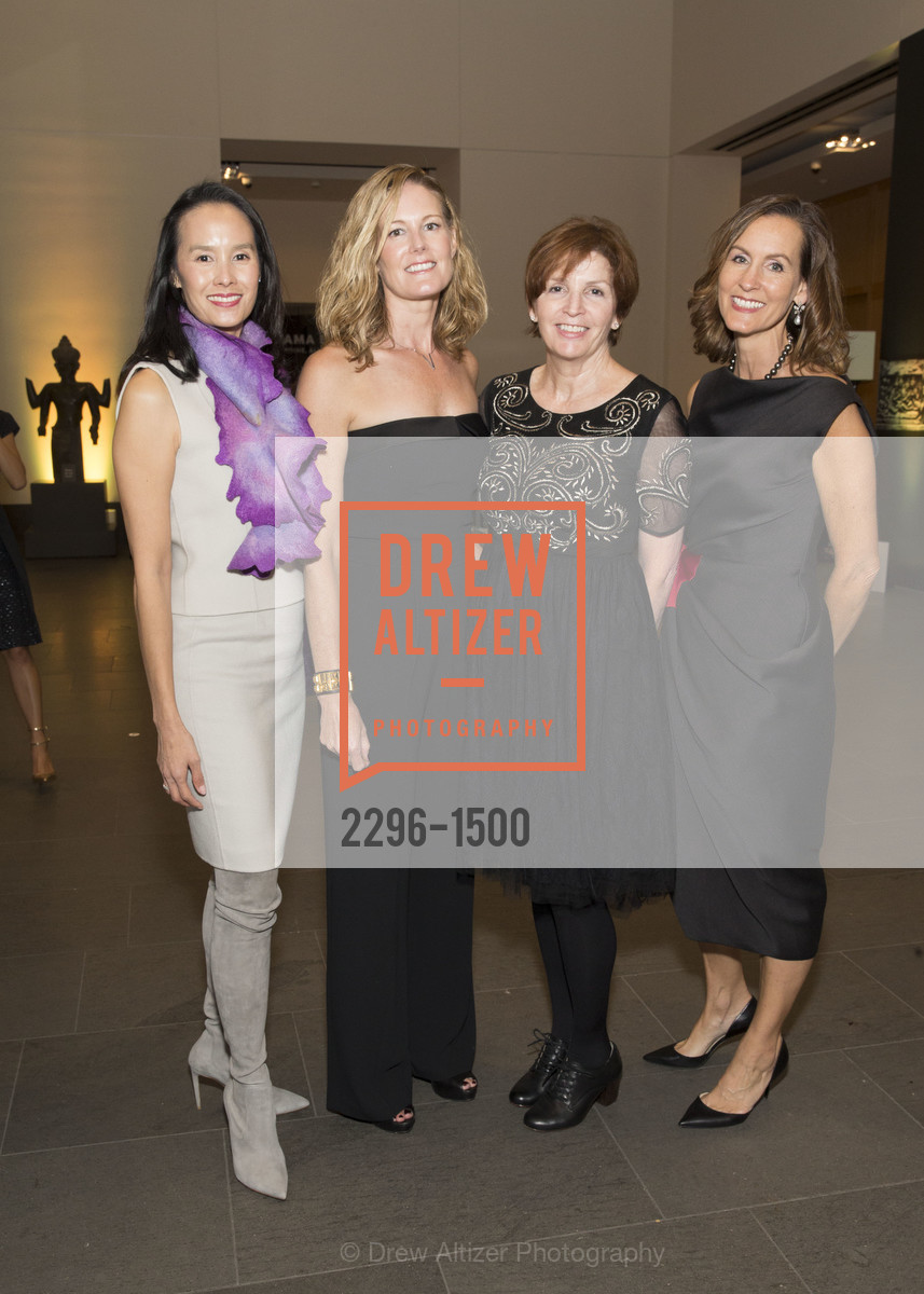 Sharon Cunningham, Paige Lang, Kathy Rucker, Lori Collier, Asian Art Museum and Saks Fifth Avenue Celebrate Altuzarra, Asian Art Museum. 200 Larkin Street, San Francisco, CA 94102, Photo #2296-1500 Sharon Cunningham, Paige Lang, Kathy Rucker, Lori Collier, Photo #2296-1500