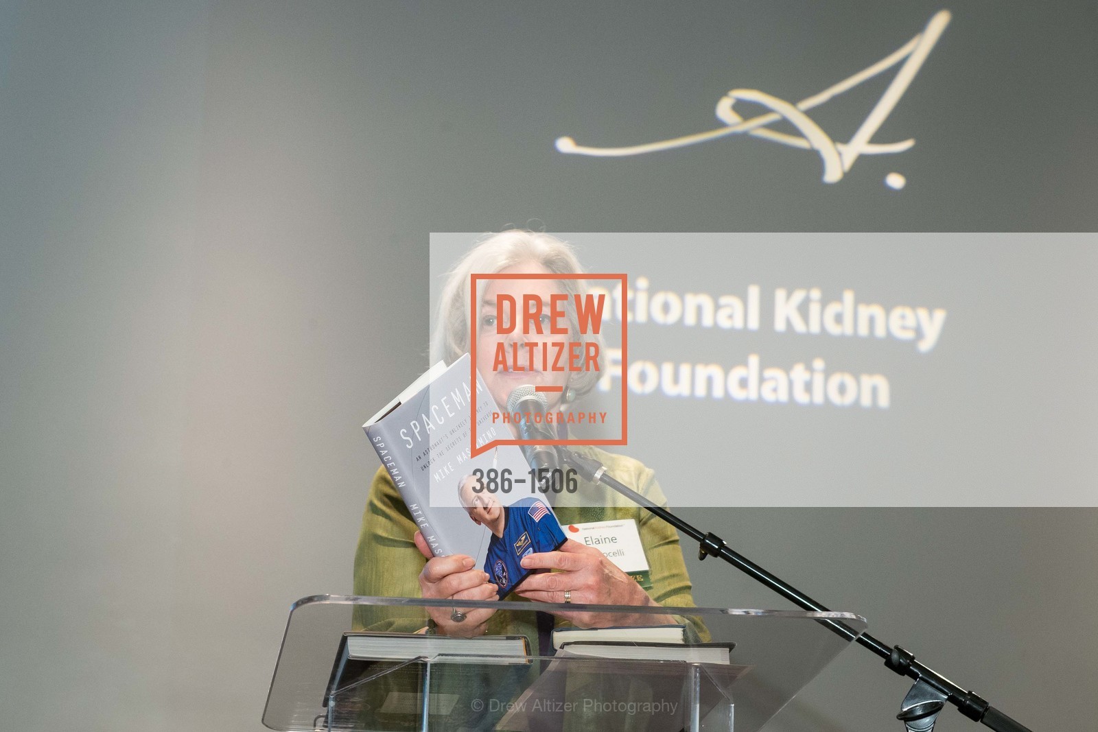 Elaine Petrocelli, National Kidney Foundation's Authors VIP Cocktail Party & Dinner, Merchants Exchange Club. 465 California St, San Francisco, CA 94104, Photo #386-1506 Elaine Petrocelli, Photo #386-1506