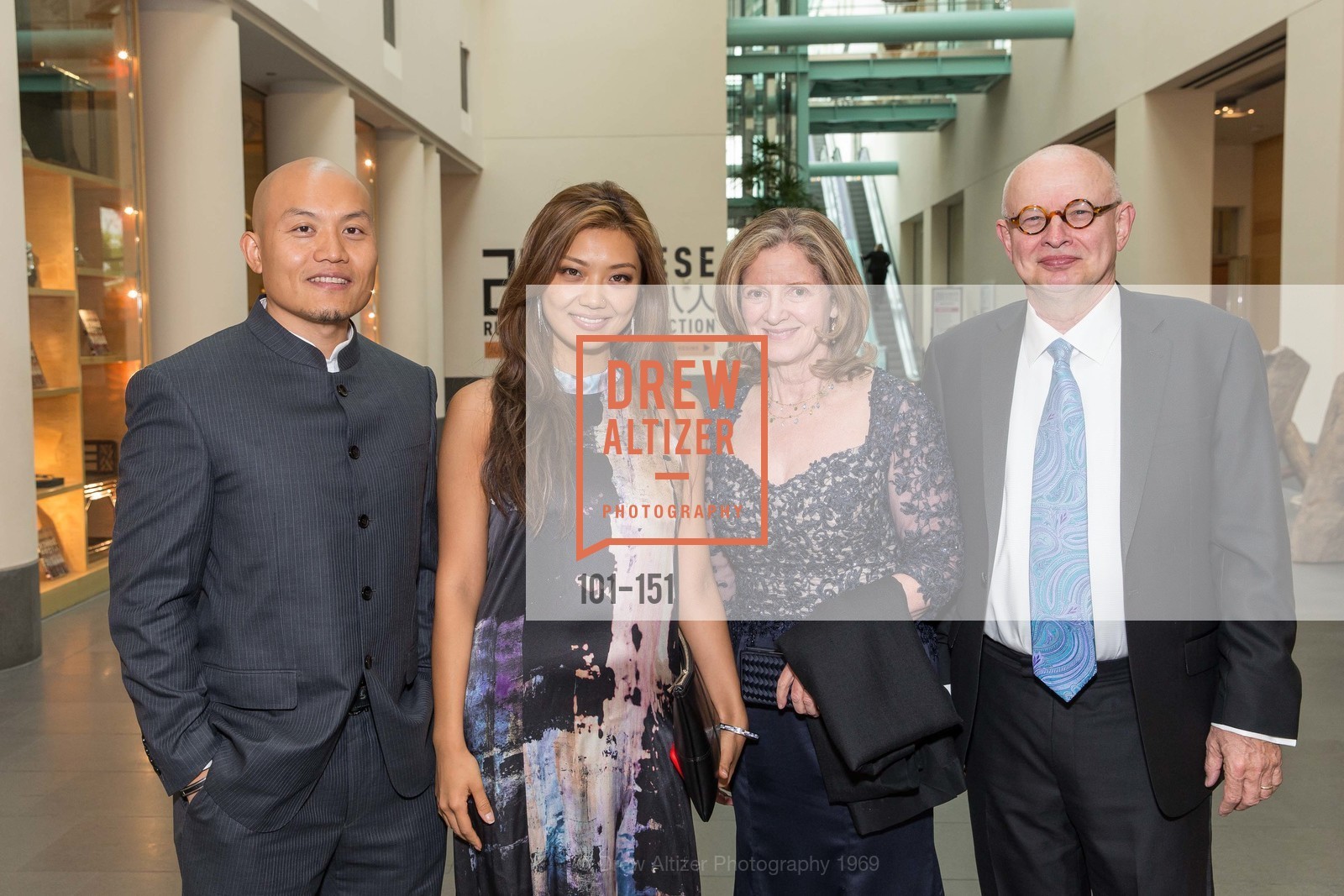 Zheng Huang, Angie Zhai, Ruth Wilcox, Ken Wilcox, Gucci & Vogue Dinner, Asian Art Museum. Asian Art Museum, December 31st, 1969, Photo #101-151 Zheng Huang, Angie Zhai, Ruth Wilcox, Ken Wilcox, Photo #101-151