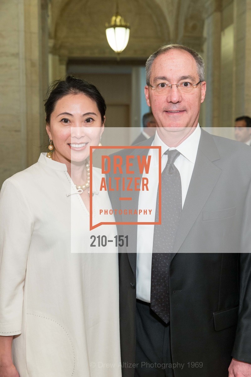 Cindy Li, Tom Toy, Gucci & Vogue Dinner, Asian Art Museum. Asian Art Museum, December 31st, 1969, Photo #210-151 Cindy Li, Tom Toy, Photo #210-151