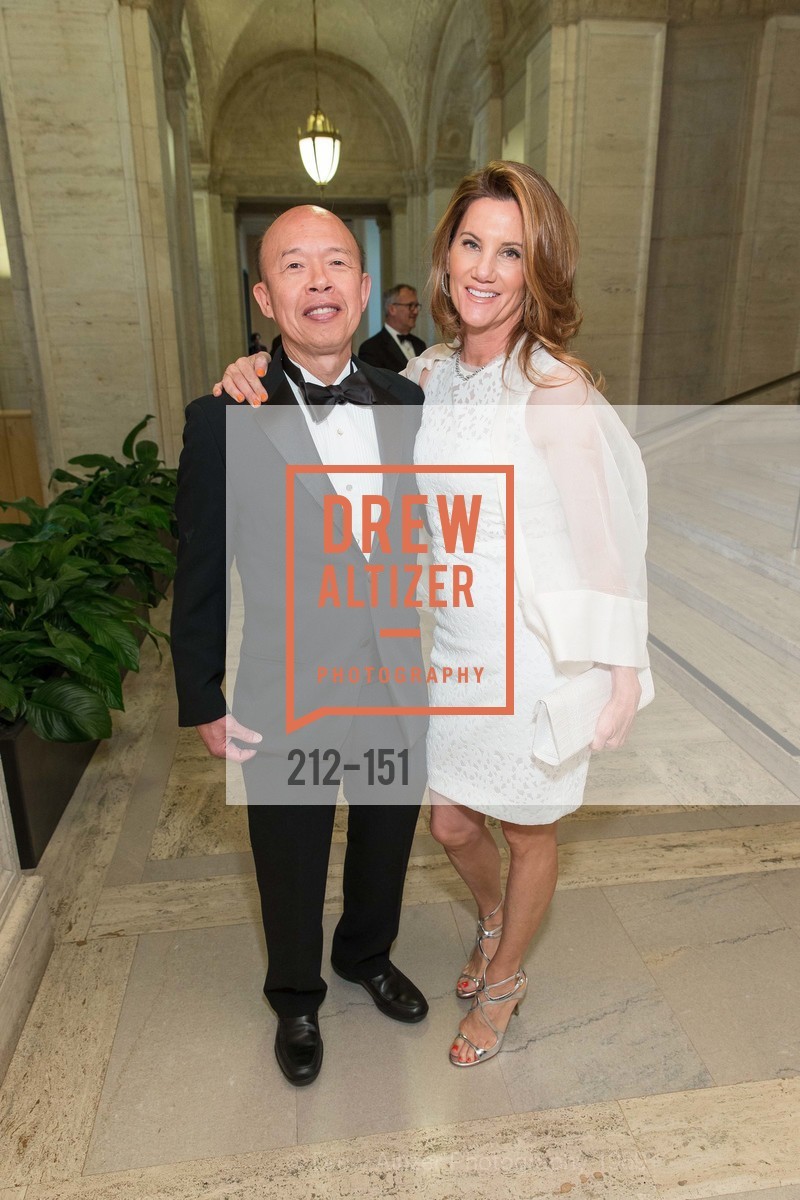 Dennis Wong, Shannon Wong, Gucci & Vogue Dinner, Asian Art Museum. Asian Art Museum, December 31st, 1969, Photo #212-151 Dennis Wong, Shannon Wong, Photo #212-151