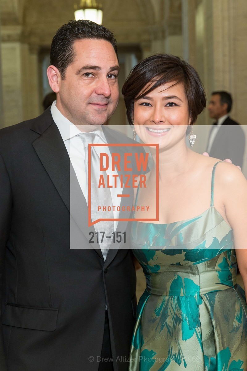 Todd Brody, Kat Brody, Gucci & Vogue Dinner, Asian Art Museum. Asian Art Museum, December 31st, 1969, Photo #217-151 Todd Brody, Kat Brody, Photo #217-151