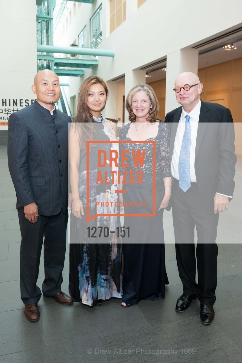 Zheng Huang, Angie Zhai, Ruth Wilcox, Ken Wilcox, Gucci & Vogue Dinner, Asian Art Museum. Asian Art Museum, . 200 Larkin St, December 31st, 1969, Photo #1270-151 Zheng Huang, Angie Zhai, Ruth Wilcox, Ken Wilcox, Photo #1270-151
