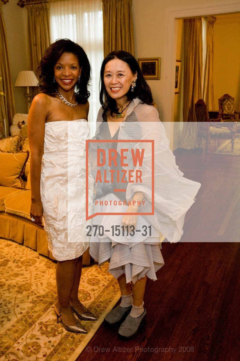 Pamela Joyner, Sarina Ting, Photo #270-15113-31