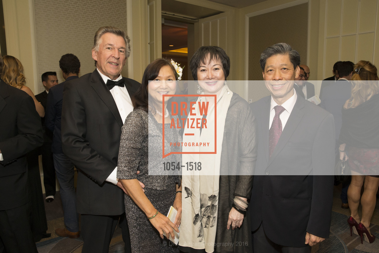 Brett Olsen, Lynne ?, Ken Lim, ReSurge International Transformations Gala 2016, Four Seasons. 2525 Van Ness St, October 22nd, 2016, Photo #1054-1518 Brett Olsen, Lynne ?, Ken Lim, Photo #1054-1518