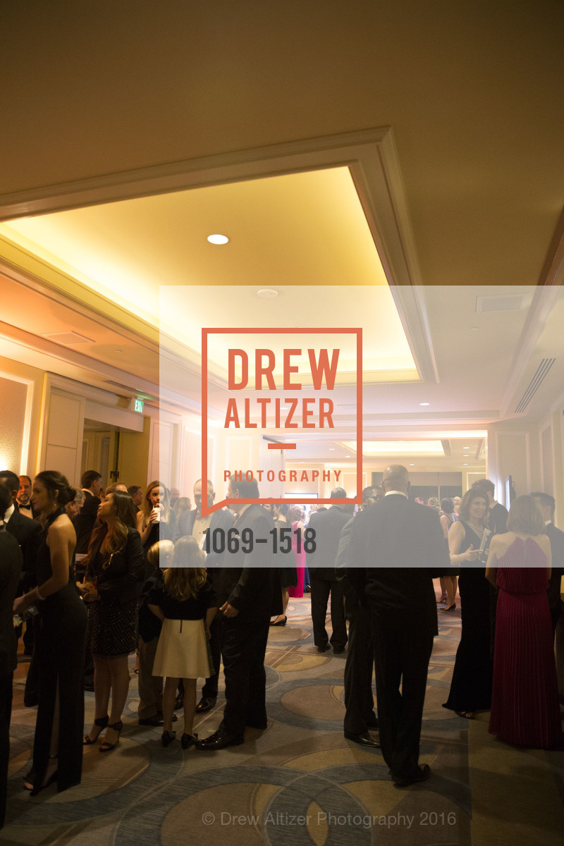 Atmosphere, ReSurge International Transformations Gala 2016, Four Seasons. 2525 Van Ness St, October 22nd, 2016, Photo #1069-1518 Atmosphere, Photo #1069-1518