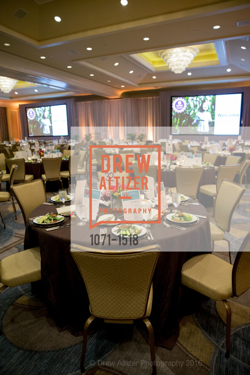 Atmosphere, ReSurge International Transformations Gala 2016, Four Seasons. 2525 Van Ness St, October 22nd, 2016, Photo #1071-1518 Atmosphere, Photo #1071-1518