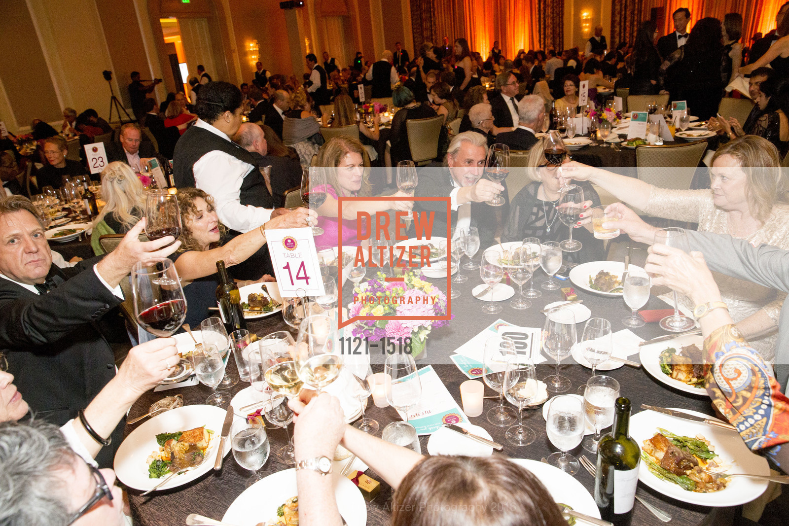 Atmosphere, ReSurge International Transformations Gala 2016, Four Seasons. 2525 Van Ness St, October 22nd, 2016, Photo #1121-1518 Atmosphere, Photo #1121-1518