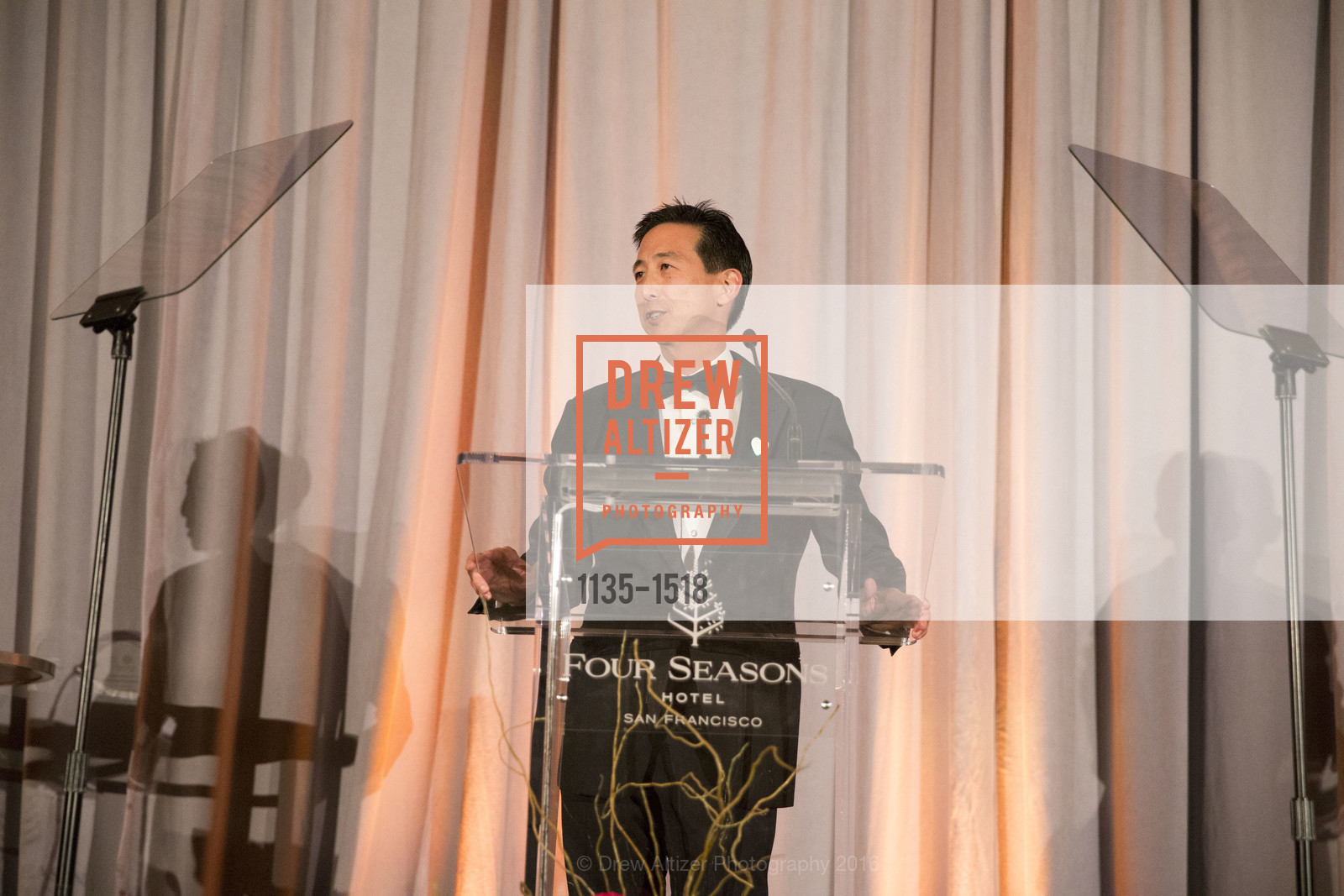 Dr. James Chang, ReSurge International Transformations Gala 2016, Four Seasons. 2525 Van Ness St, October 22nd, 2016, Photo #1135-1518 Dr. James Chang, Photo #1135-1518