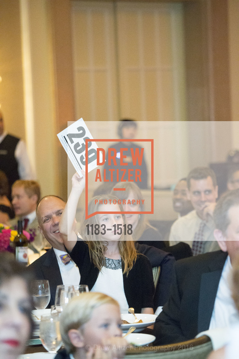 Atmosphere, ReSurge International Transformations Gala 2016, Four Seasons. 2525 Van Ness St, October 22nd, 2016, Photo #1183-1518 Atmosphere, Photo #1183-1518