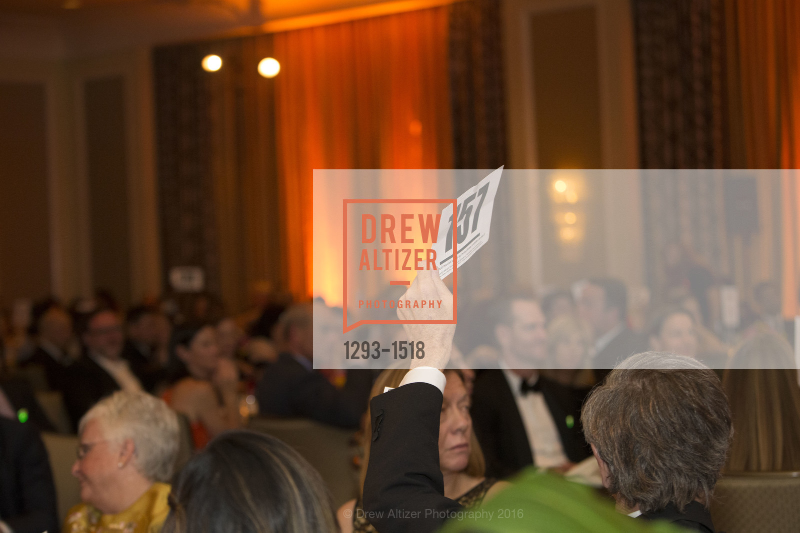 Atmosphere, ReSurge International Transformations Gala 2016, Four Seasons. 2525 Van Ness St, October 22nd, 2016, Photo #1293-1518 Atmosphere, Photo #1293-1518