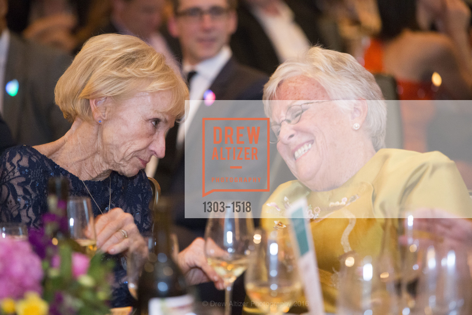 Atmosphere, ReSurge International Transformations Gala 2016, Four Seasons. 2525 Van Ness St, October 22nd, 2016, Photo #1303-1518 Atmosphere, Photo #1303-1518