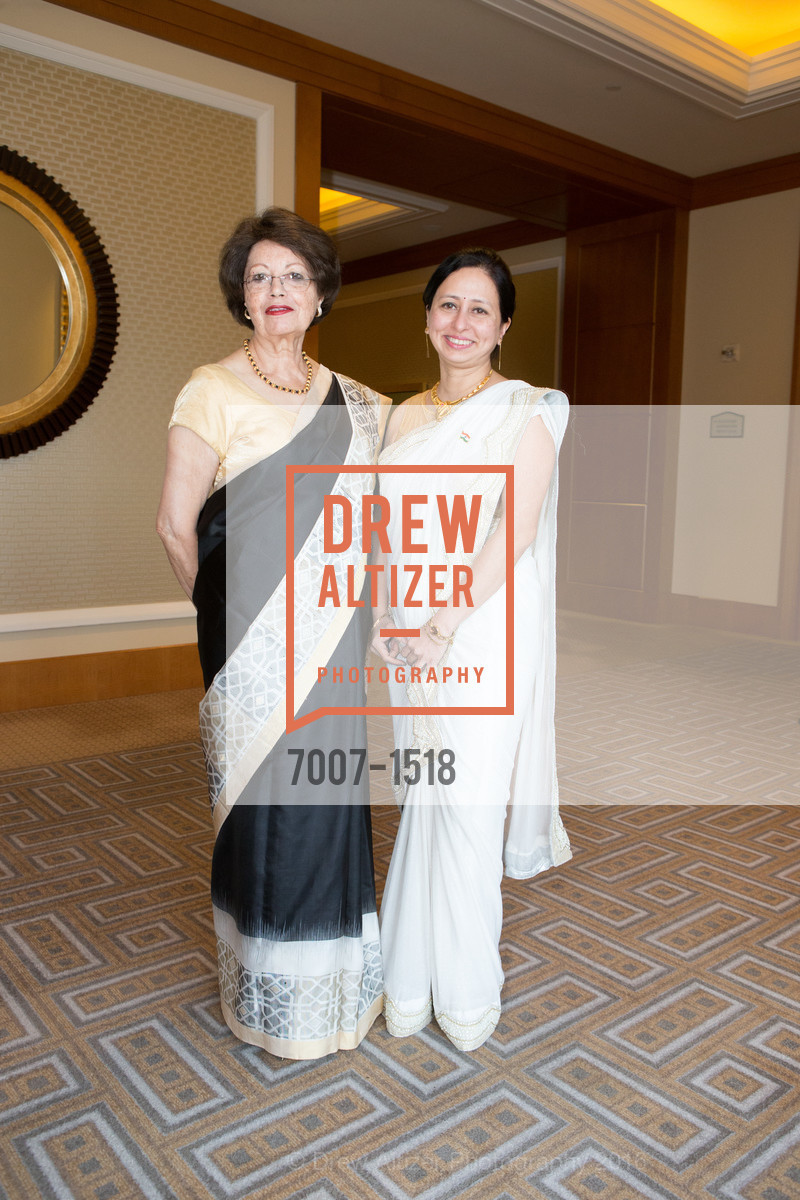 Vinita Puri, Sujata Mehta, ReSurge International Transformations Gala 2016, Four Seasons. 2525 Van Ness St, October 22nd, 2016, Photo #7007-1518 Vinita Puri, Sujata Mehta, Photo #7007-1518