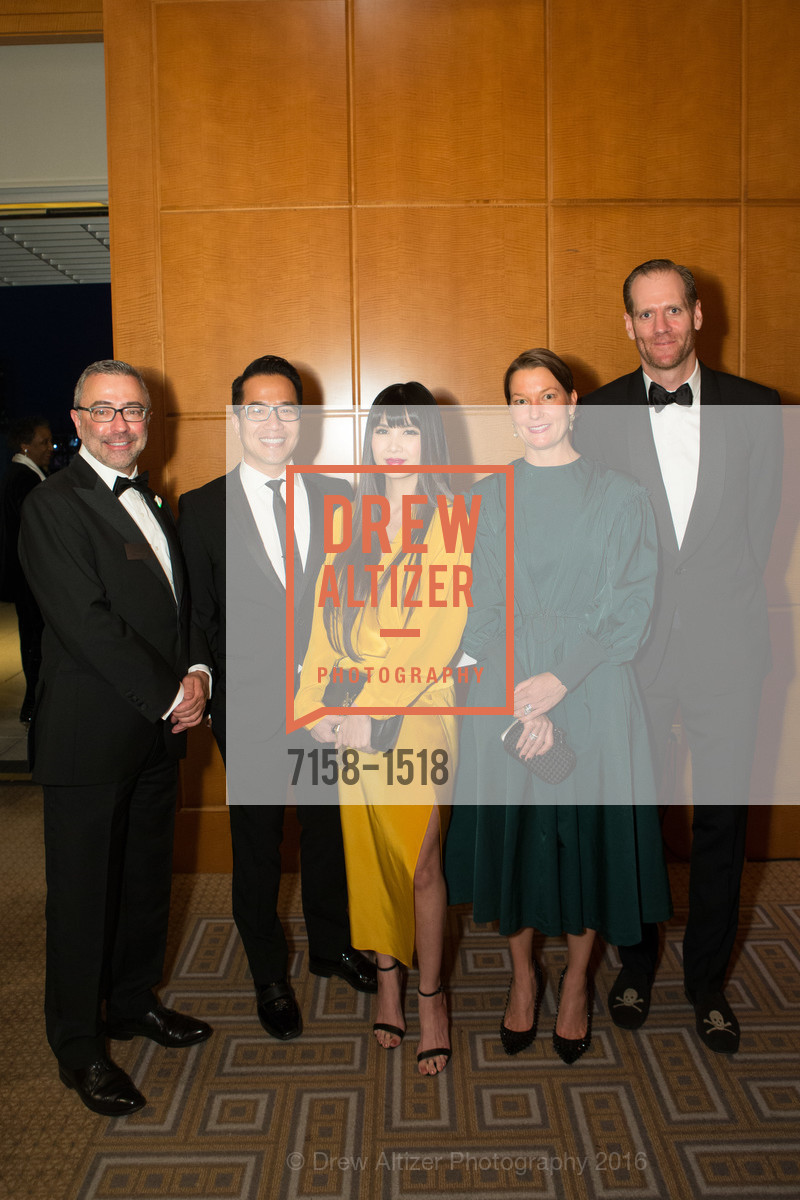 Binh Tran, Julianne Hoang, Eileen Sheldon, Chris Sheldon, ReSurge International Transformations Gala 2016, Four Seasons. 2525 Van Ness St, October 22nd, 2016, Photo #7158-1518 Binh Tran, Julianne Hoang, Eileen Sheldon, Chris Sheldon, Photo #7158-1518