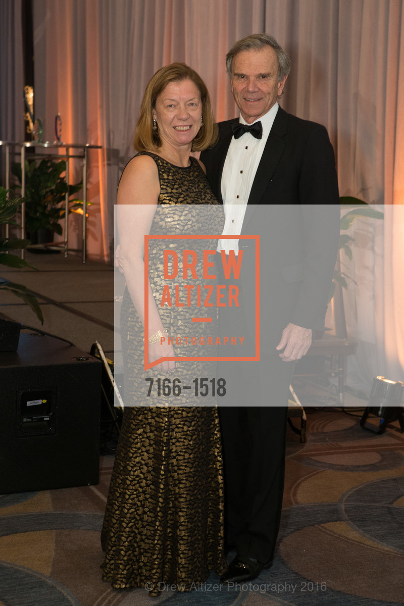 Theresa Wright, Fred Dorey, Photo #7166-1518