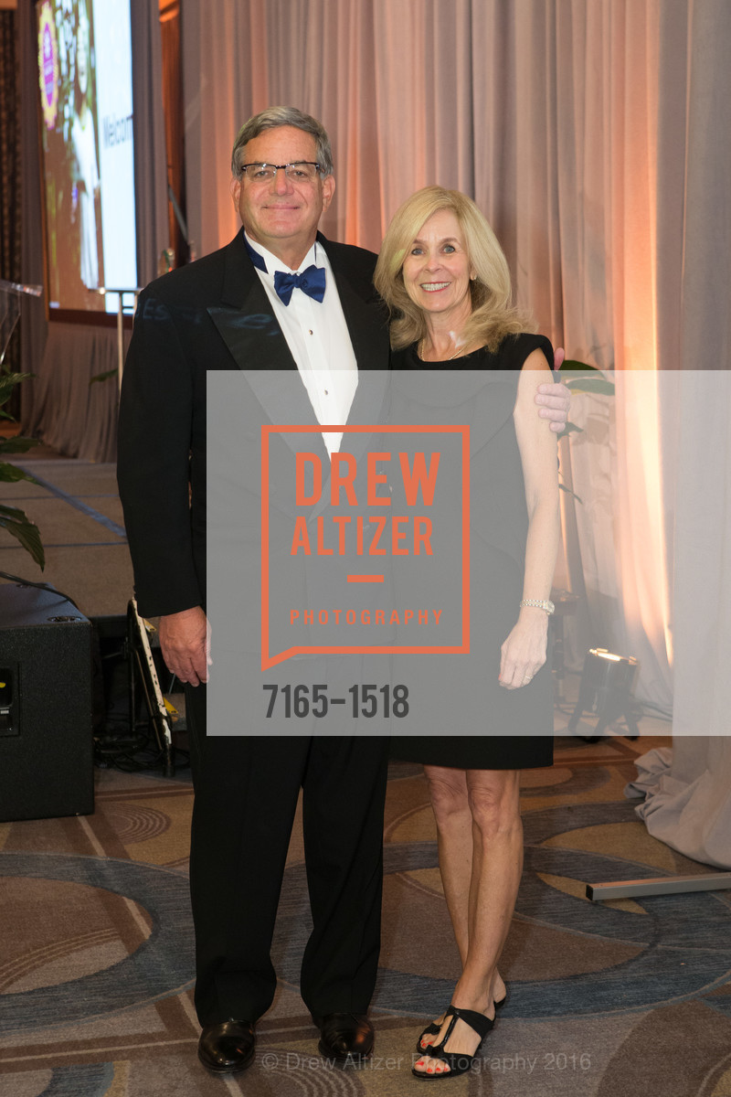 John Landers, Maureen Landers, ReSurge International Transformations Gala 2016, Four Seasons. 2525 Van Ness St, October 22nd, 2016, Photo #7165-1518 John Landers, Maureen Landers, Photo #7165-1518