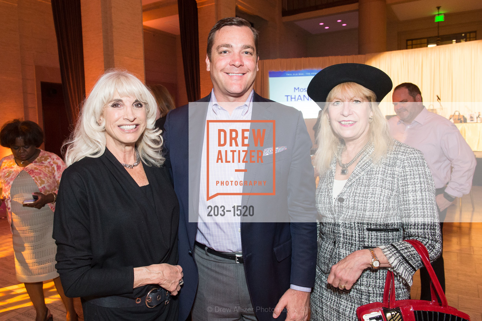 Joan Foppiano, Jack Ryder, Jeannie Anderson, This Old Bag: Power of the Purse 2016, Bently Reserve, October 21st, 2016, Photo #203-1520 Joan Foppiano, Jack Ryder, Jeannie Anderson, Photo #203-1520