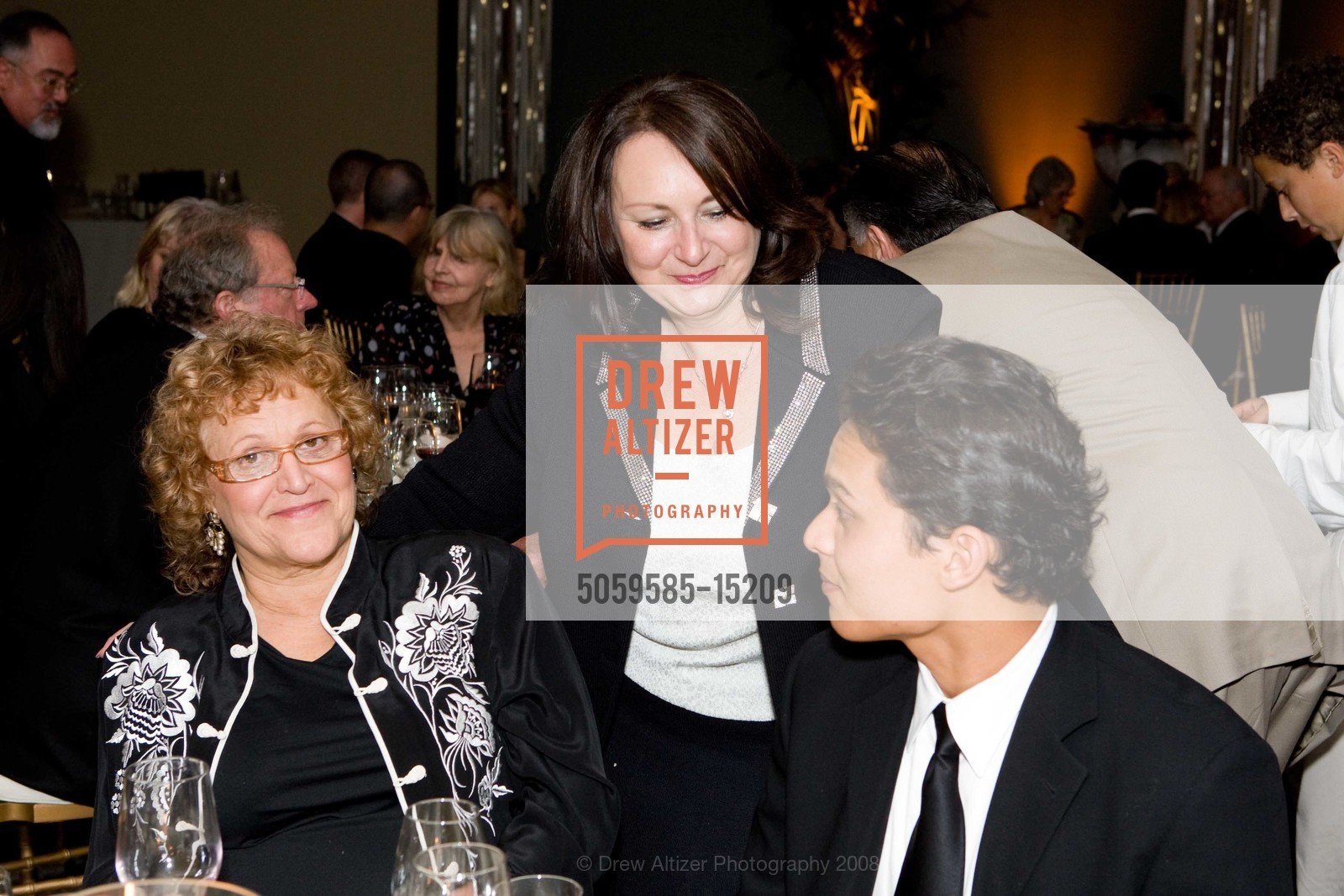 Joanne Tornatore Tili, Joanna Larson, John Tornatore Tili, Four Pillars Gala honors the Most Reverend George H. Niederauer, Archbishop of San Francisco, US, September 21st, 2008, Photo #5059585-15209 Joanne Tornatore Tili, Joanna Larson, John Tornatore Tili, Photo #5059585-15209
