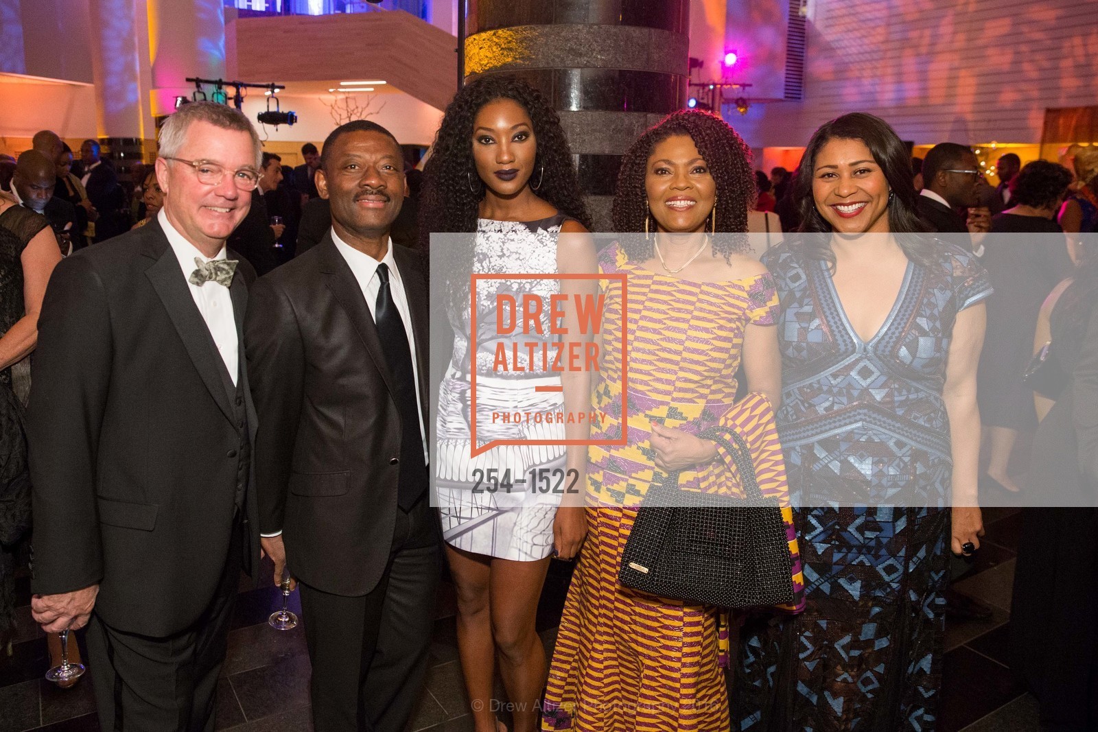 Wade Rose, Kofi Bonner, Noelle Bonner, Gladys Moore, London Breed, 2016 MoAD GALA, SF MOMA. 151 Third Street, October 22nd, 2016, Photo #254-1522 Wade Rose, Kofi Bonner, Noelle Bonner, Gladys Moore, London Breed, Photo #254-1522