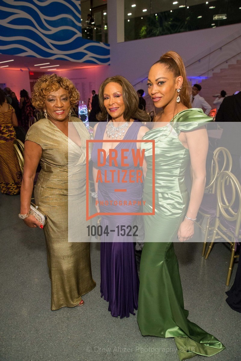 Brenda Wright, Freda Payne, Amanda Wright, 2016 MoAD GALA, SF MOMA. 151 Third Street, October 22nd, 2016, Photo #1004-1522 Brenda Wright, Freda Payne, Amanda Wright, Photo #1004-1522