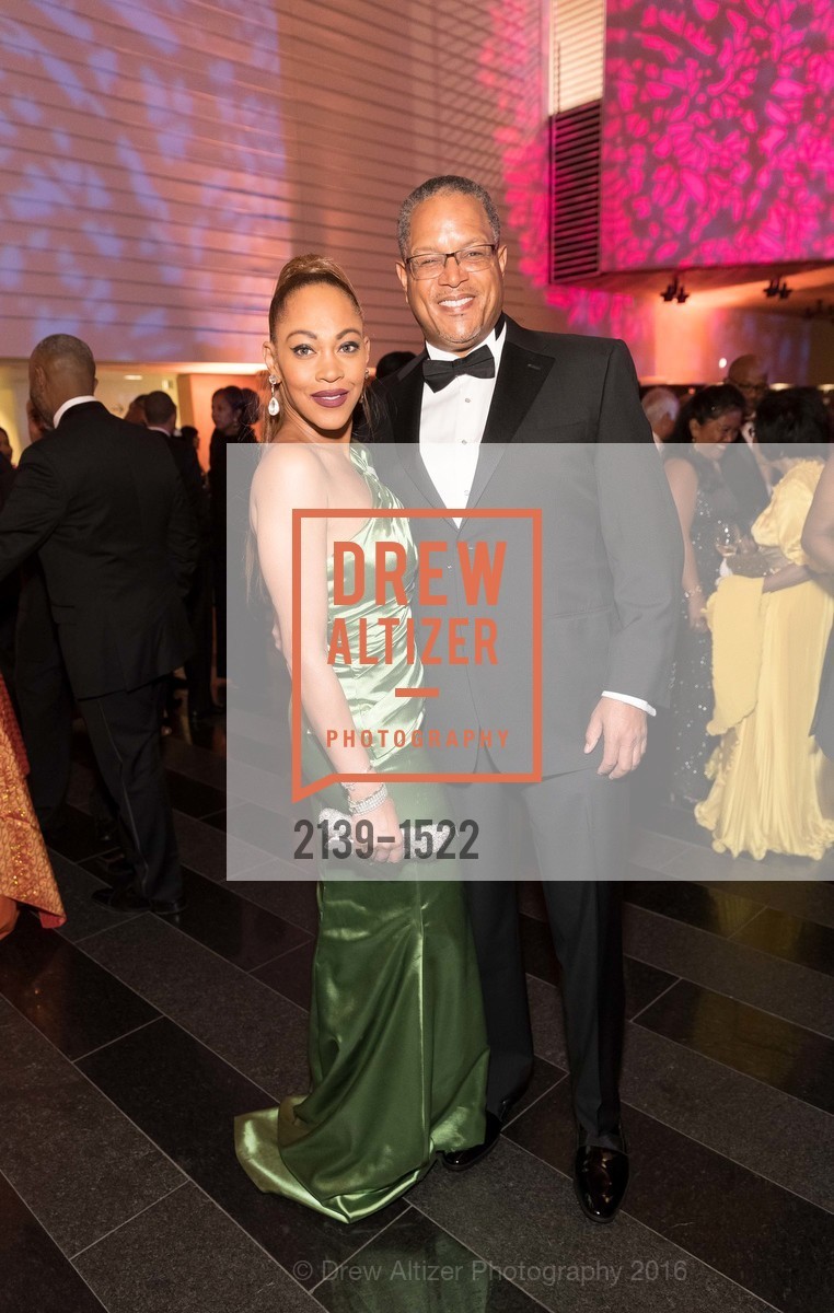 Amanda Wright, Timothy Alan Simon, 2016 MoAD GALA, SF MOMA. 151 Third Street, October 22nd, 2016, Photo #2139-1522 Amanda Wright, Timothy Alan Simon, Photo #2139-1522