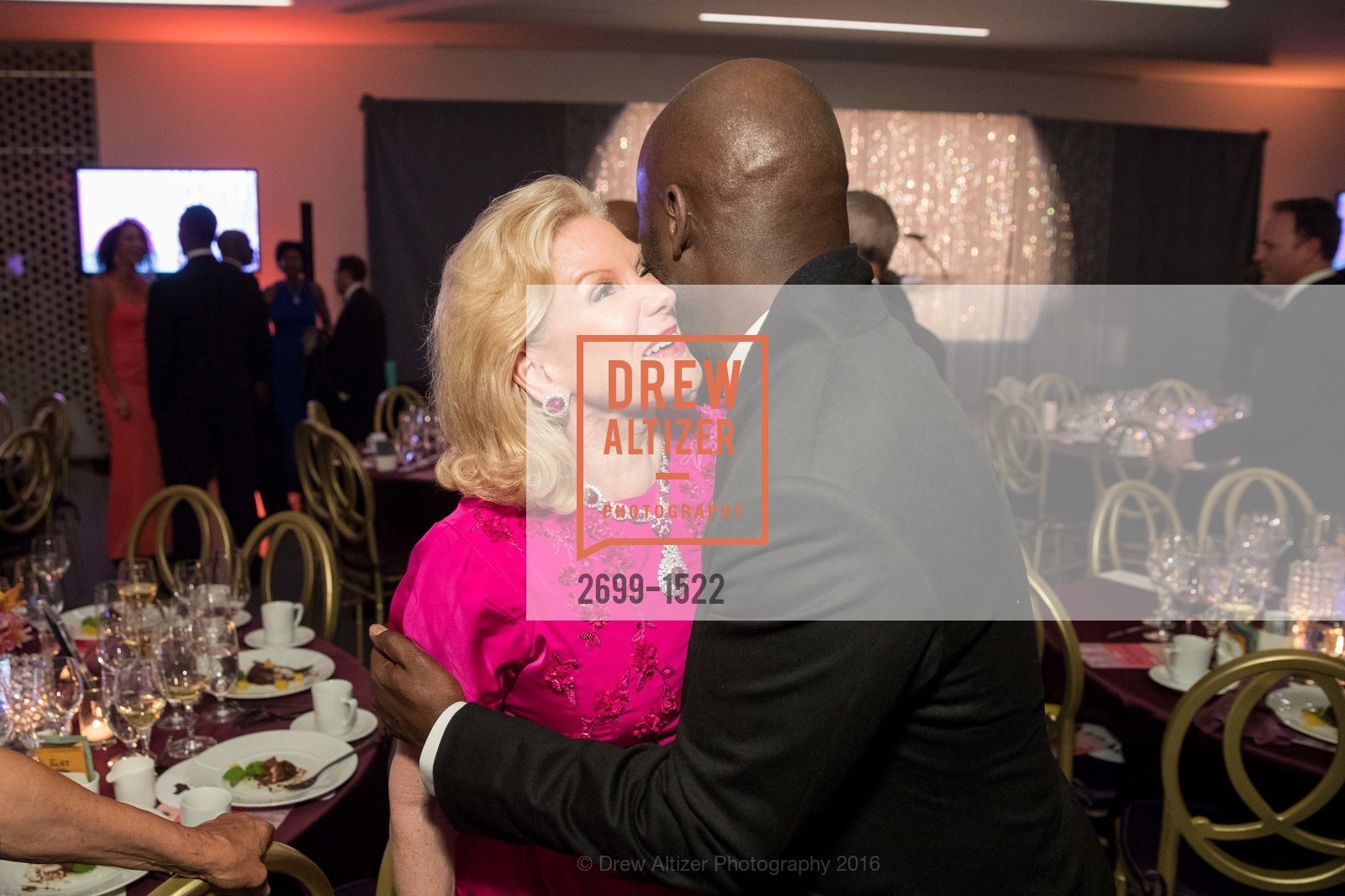 Dede Wilsey, David Adjaye, 2016 MoAD GALA, SF MOMA. 151 Third Street, October 22nd, 2016, Photo #2699-1522 Dede Wilsey, David Adjaye, Photo #2699-1522