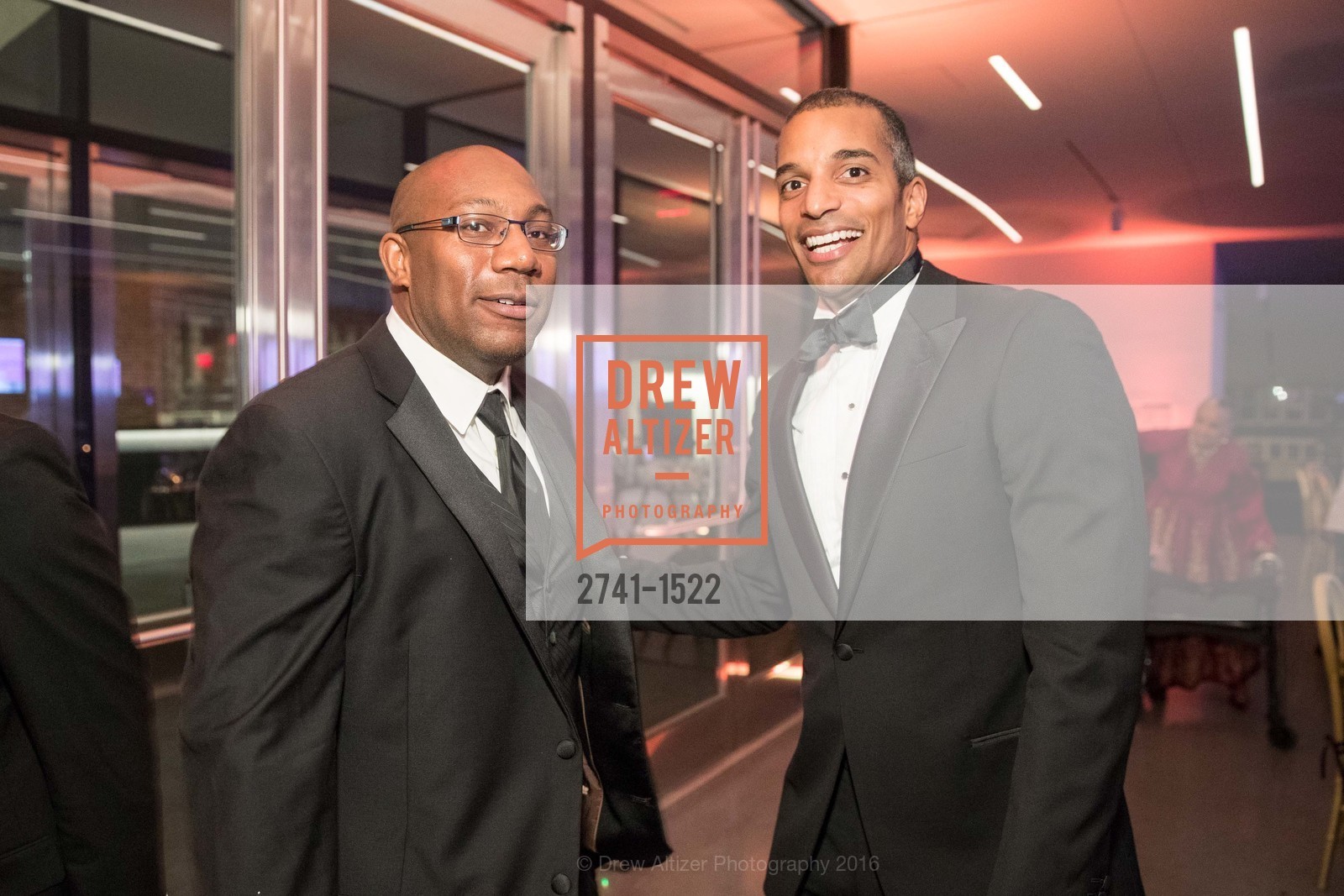 Alan Fernandez-Smith, Yusef Freeman, 2016 MoAD GALA, SF MOMA. 151 Third Street, October 22nd, 2016, Photo #2741-1522 Alan Fernandez-Smith, Yusef Freeman, Photo #2741-1522