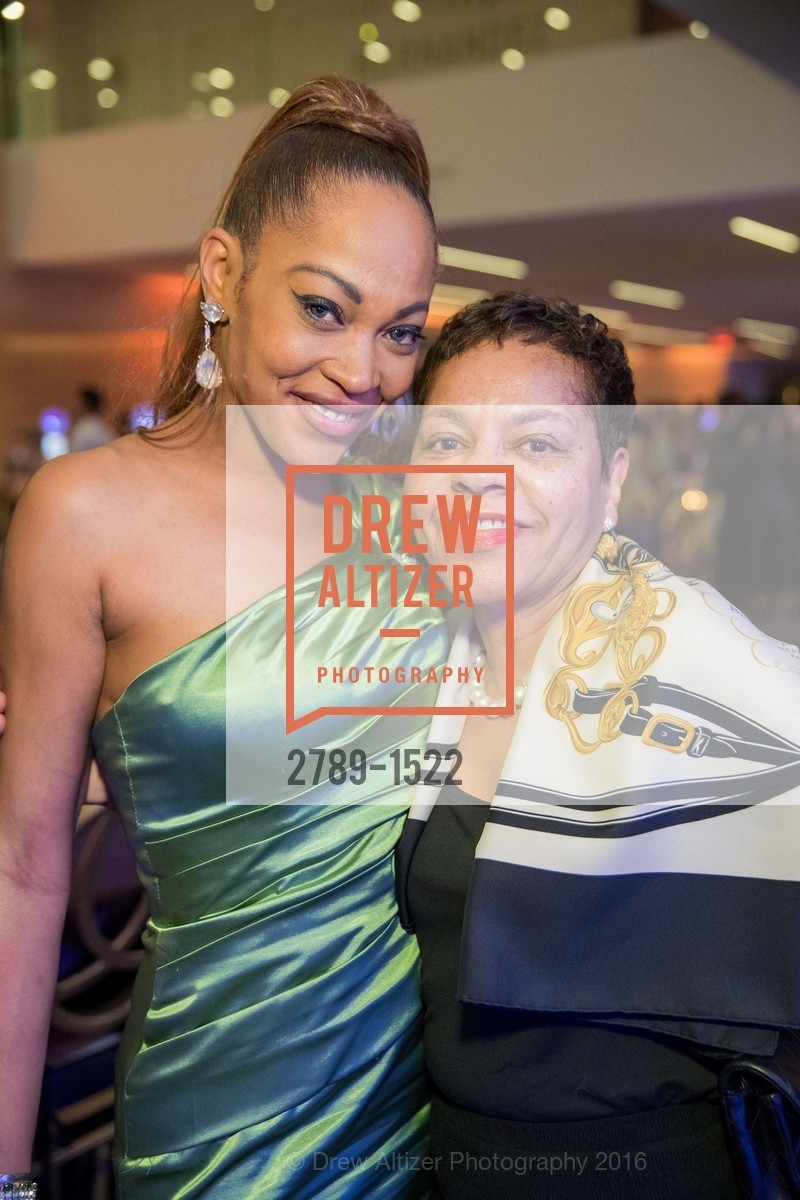 Amanda Wright, Shirley Howard Johnson, 2016 MoAD GALA, SF MOMA. 151 Third Street, October 22nd, 2016, Photo #2789-1522 Amanda Wright, Shirley Howard Johnson, Photo #2789-1522