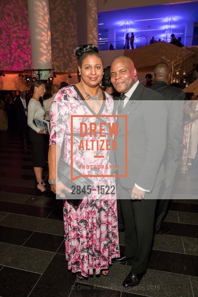 Carla Thomas, Jerry Jones, 2016 MoAD GALA, SF MOMA. 151 Third Street, October 22nd, 2016, Photo #2845-1522 Carla Thomas, Jerry Jones, Photo #2845-1522