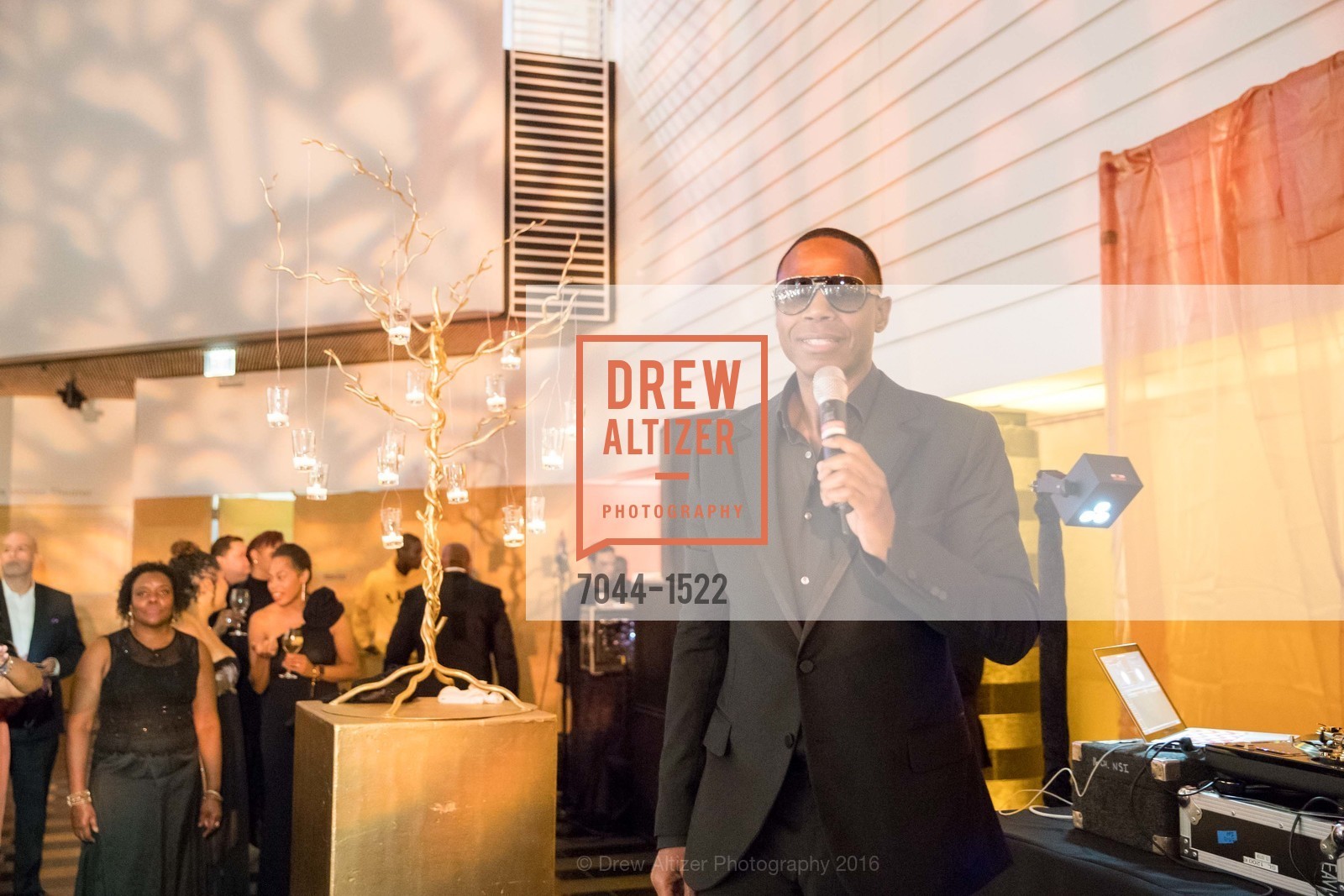 Doug E Fresh, 2016 MoAD GALA, SF MOMA. 151 Third Street, October 22nd, 2016, Photo #7044-1522 Doug E Fresh, Photo #7044-1522